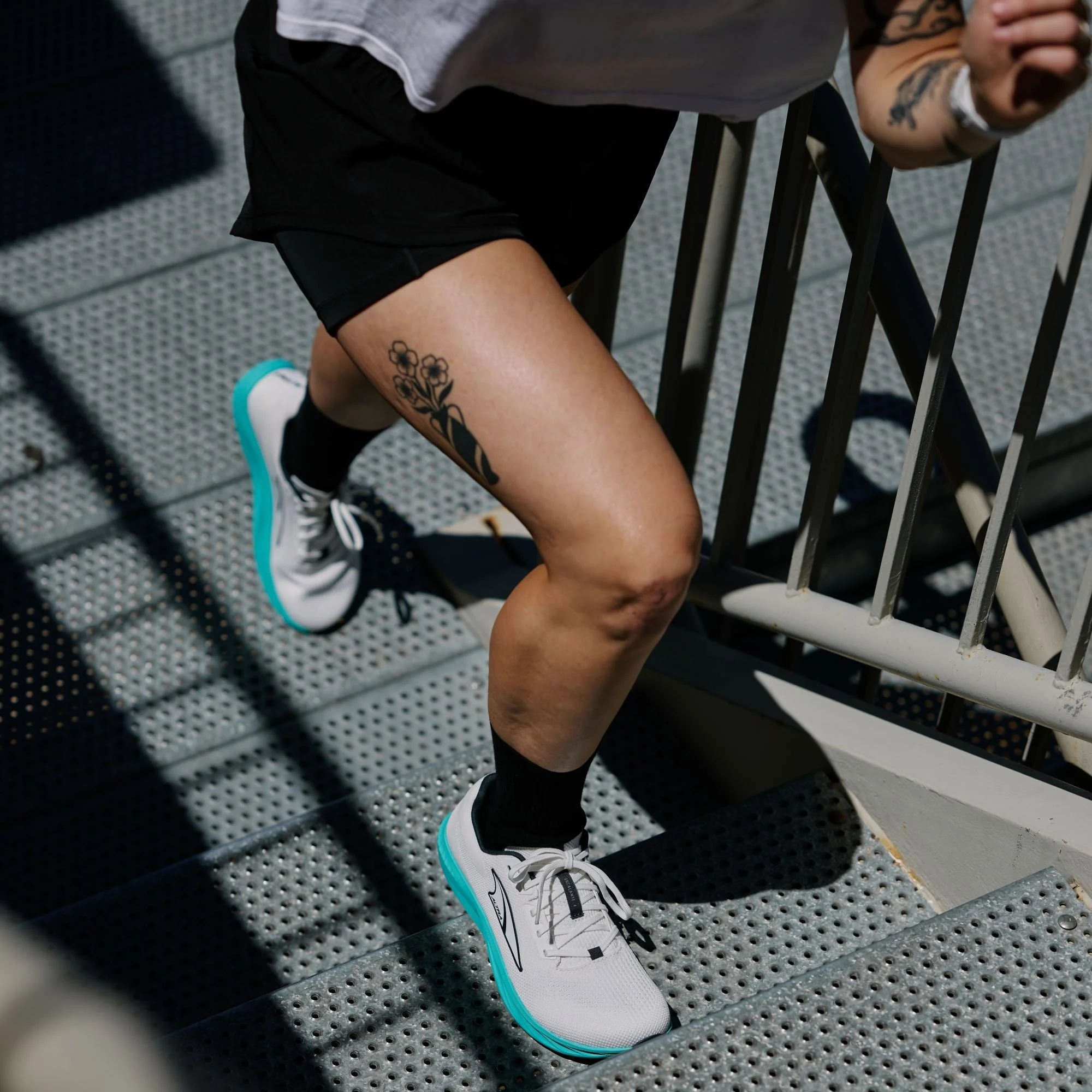 Altra - Escalante 4 - White/Green - Womens - Image 7