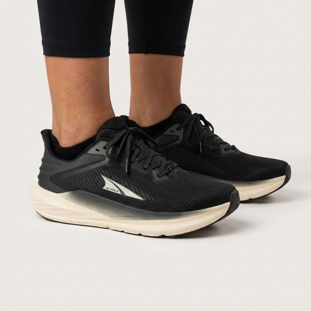 Altra - Torin 8 WIDE - Black/White - Womens - Image 3