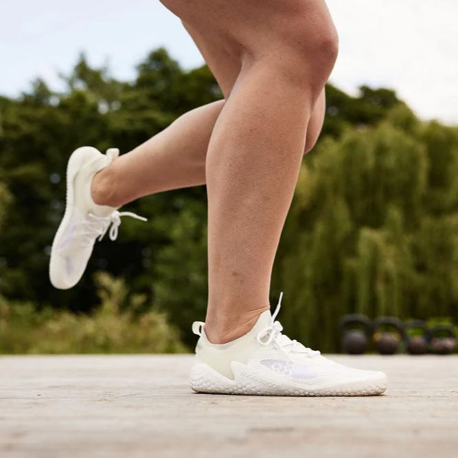 Vivobarefoot Motus Strength (Womens) - Bright White/Grey - Image 3